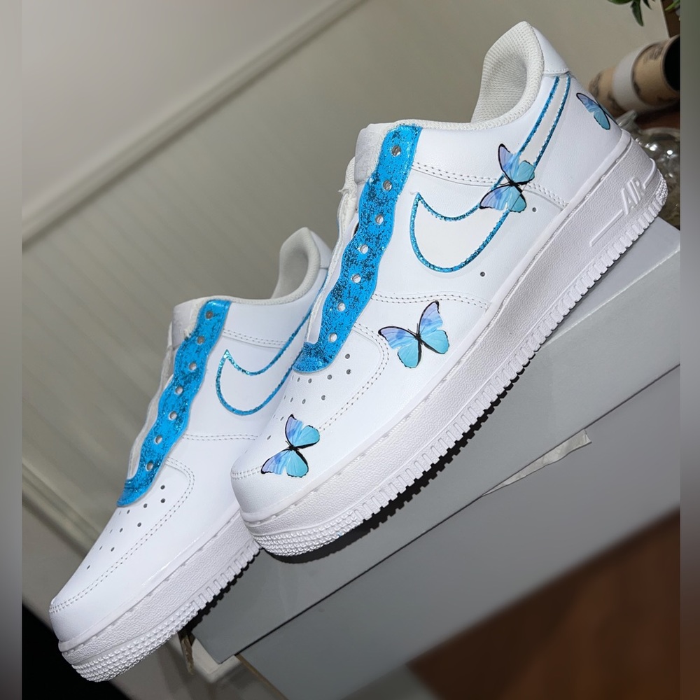 Custom Nike Air Force 1 07 butterflies 🦋 new 🦋